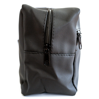 TROUSSE DE TOILETTE